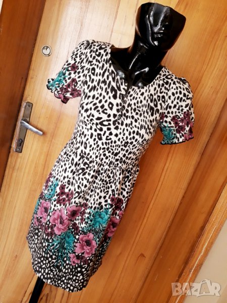 Леопардова вълнена рокля с флорални мотиви ХС, снимка 1