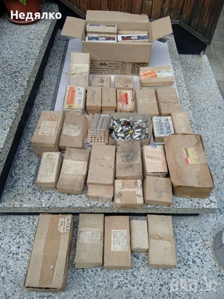 Огромен лот резистори,потенциометри,тримери, снимка 1