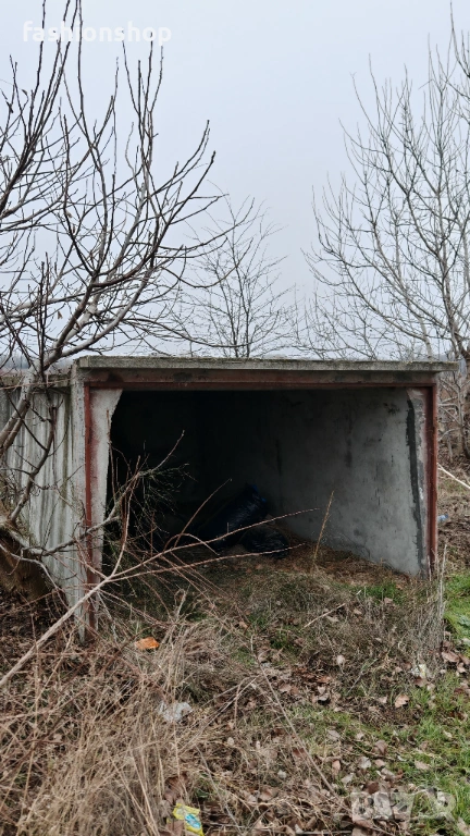 Бетонен гараж, снимка 1