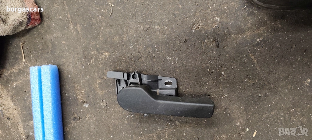 Дръжка преден капак 1J1 823 633 Seat Leon - 30лв, снимка 1