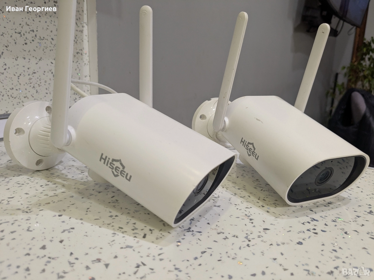 Hiseeu 3MP -180° хоризонтално въртене  безжична охранителна камера за външна употреба , снимка 1