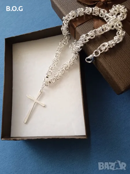 Масивен, сребърен ланец. 5 различни варианта с кръст. Поставен в луксозна подаръчна кутия., снимка 1