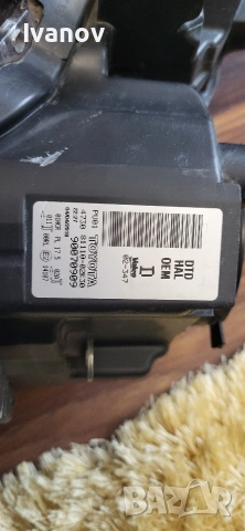 десен фар за Тойота Аурис, снимка 4 - Части - 53882804