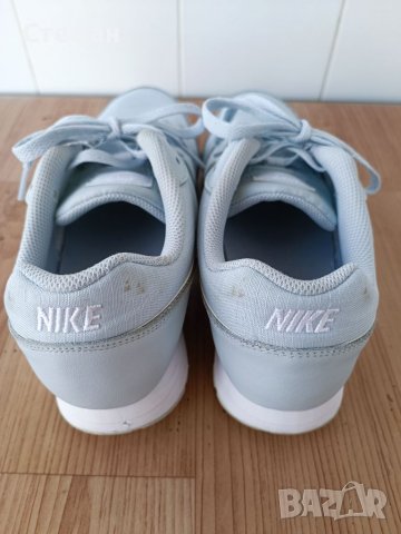 Nike MD Runner 2 Fp, снимка 6 - Маратонки - 36993548