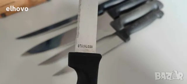 Комплект ножове с дървена стойка, снимка 4 - Прибори за хранене, готвене и сервиране - 49206219