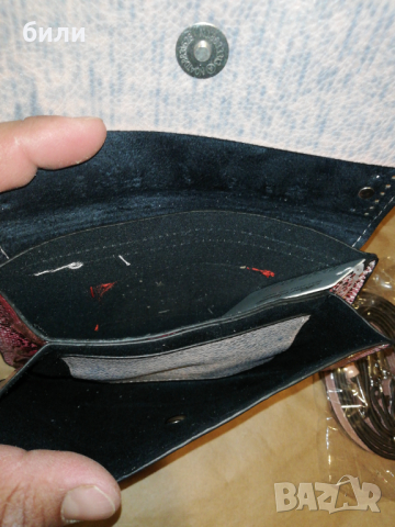 Дамска чанта , снимка 3 - Чанти - 36401055