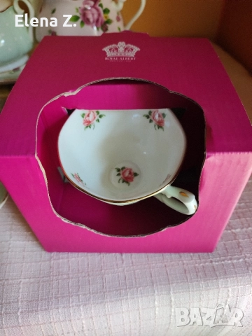 Royal Albert сетове, чайници и други- Намалени цени, снимка 7 - Сервизи - 52290818