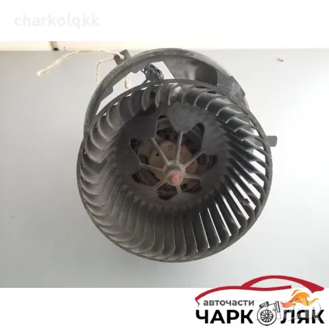 Вентилатор парно Фолксваген Голф 5 1.6FSI