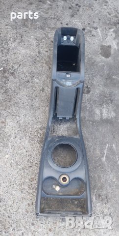 Панел Между Седалките Рено Меган 2 - 8200079091 - 8200079090 N, снимка 2 - Части - 42516501