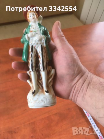 ПОРЦЕЛАН ФИГУРА СТАТУЕТКА ПОЗЛАТА