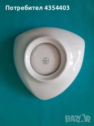 Ретро порцеланов пепелник на „Изида” – триъгълен, ръчно рисуван, снимка 4 - Антикварни и старинни предмети - 49767271