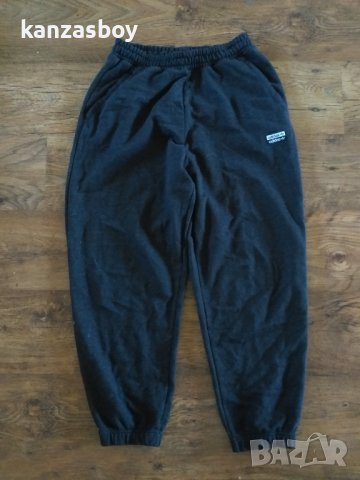 adidas Jogginghose - страхотно дамско долнище КАТО НОВО, снимка 8 - Спортни екипи - 42158942