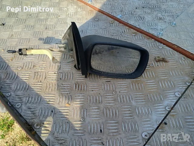Централни дясно странично огледало за Ford Escort VII Estate (01.1995 - 02.1999), , снимка 3 - Части - 50202251