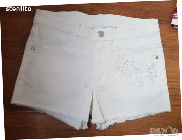 Къси дънки H&M размер 152, снимка 1 - Детски къси панталони - 37619075
