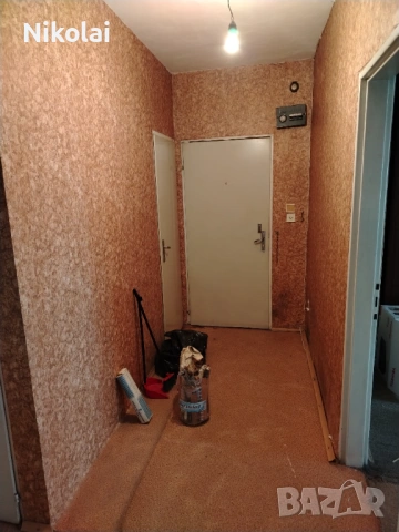 Продавам тристаен не преходен апартамент. , снимка 17 - Апартаменти - 54208534