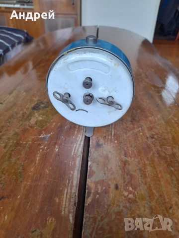 Стар часовник,будилник Mera Poltik, снимка 4 - Антикварни и старинни предмети - 52310008