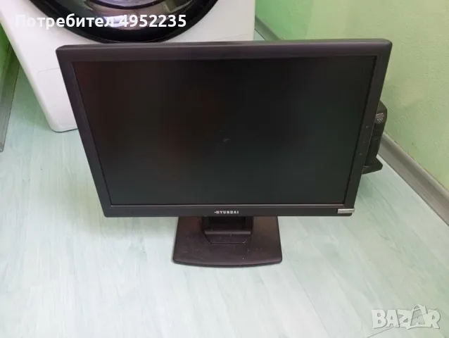 Монитор за компютър 19",екран с кутия