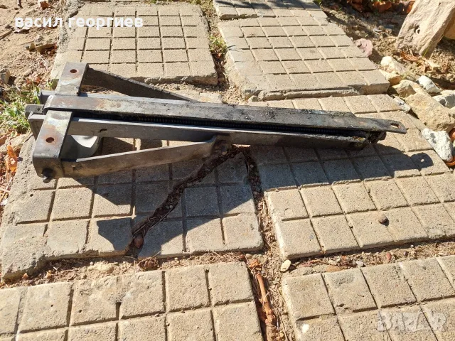 Пета за каравана ръчна , винтова, снимка 3 - Каравани и кемпери - 56207482