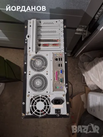 Продавам кутия за настолен компютър, снимка 2 - Захранвания и кутии - 48482851