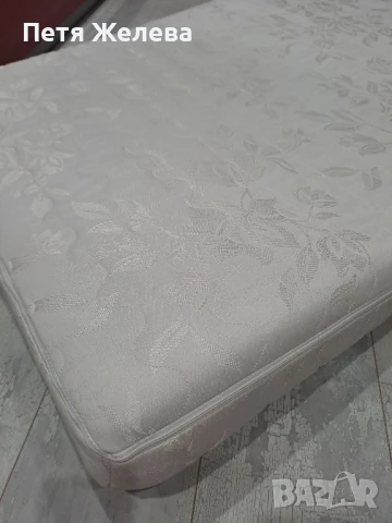 Матрак( двулицев)с цип -80/190/14см, снимка 2 - Матраци - 51201296