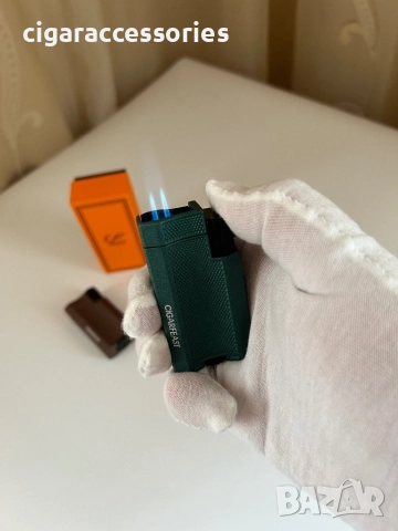 Запалка за пури с турбо пламък и вграден пънч - 2 цвята + кутия, снимка 2 - Запалки - 52799676