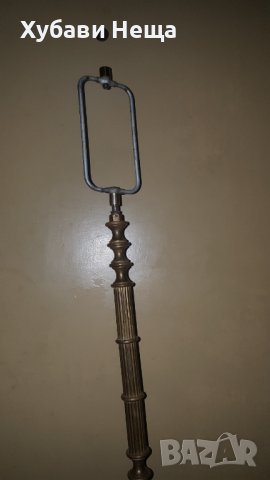 Лампа - стара с кожен абажур и реснички , снимка 4 - Антикварни и старинни предмети - 17534192