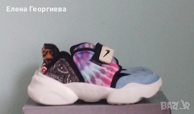 Дамски маратонки 