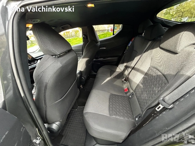 Toyota C-HR 2.0 Facelift Гаранция Хибрид Автомат, снимка 11 - Автомобили и джипове - 54115134