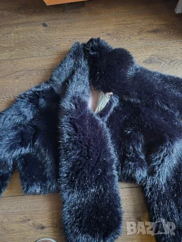 Pinko късо пухкава палто, снимка 2 - Палта, манта - 48449386