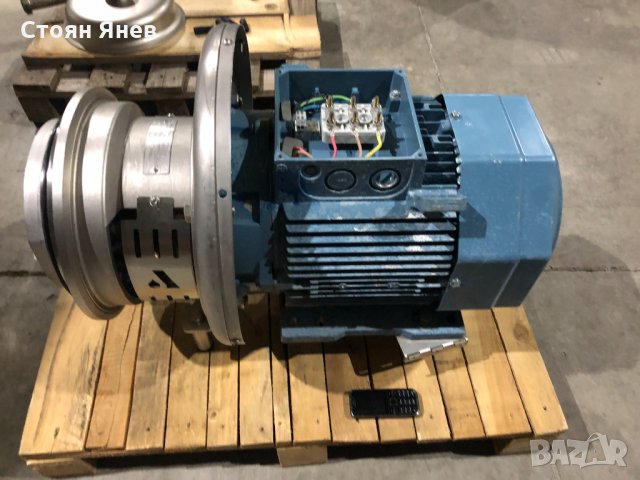 Центробежна помпа APV W+ 70/40