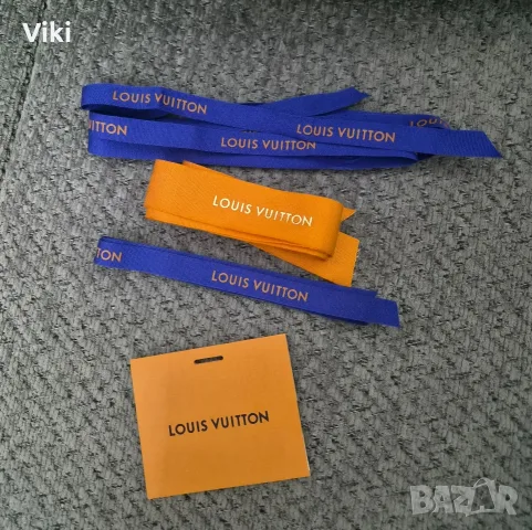Чисто нови оригинални Louis Vuitton панделки и картичка