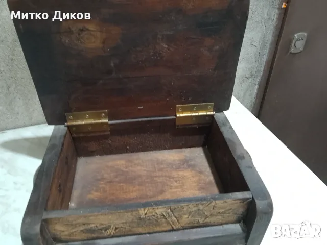 Винтидж дървена масивна кутия около 3 кг с месингови дръжки вечна 36х 22х13 см, снимка 8 - Антикварни и старинни предмети - 55725905