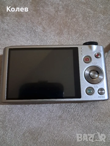 Фотоапарат Casio EX-H30 16,1 Mp, снимка 3 - Фотоапарати - 50689454