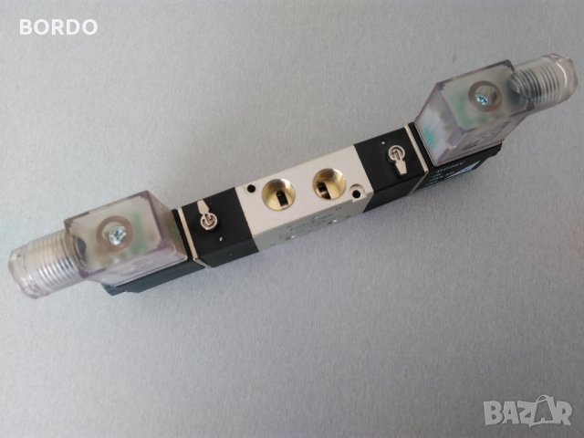 Пневматичен разпределител 1/4 с 2-бобини LUFTEC тип 5/2, снимка 3 - Други машини и части - 30597159