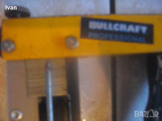 Ръчен Такер За Скоби до 28мм-Немски Професионален-BULLCRAFT PROFESSIONAL-Голям-Алуминиев-Старо Качес, снимка 7 - Други инструменти - 42889316