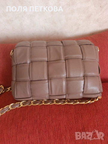 Ефектна чантичка, снимка 5 - Чанти - 54095494