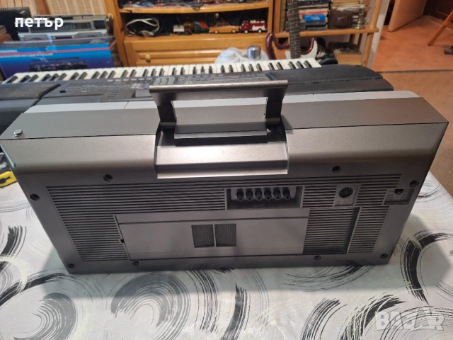 Касетофон Грундиг RR3600, снимка 8 - Радиокасетофони, транзистори - 54313598