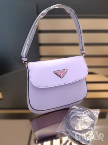 чанти prada, снимка 3 - Чанти - 50742697