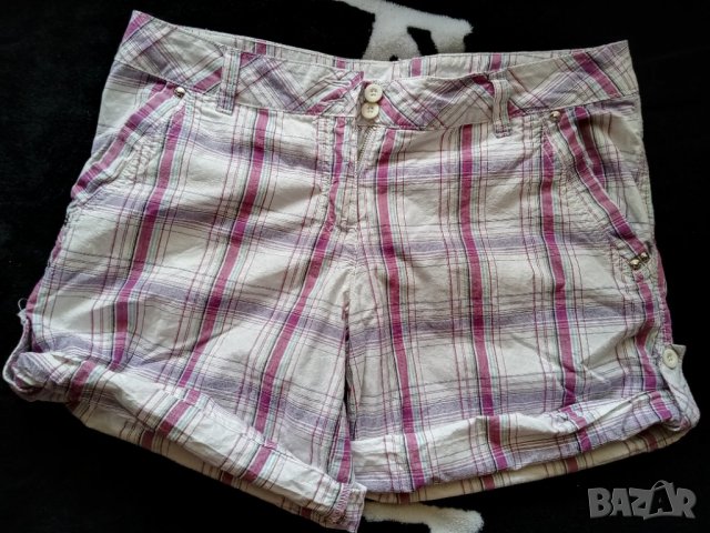 Дамски къси панталони , снимка 1 - Къси панталони и бермуди - 37747542