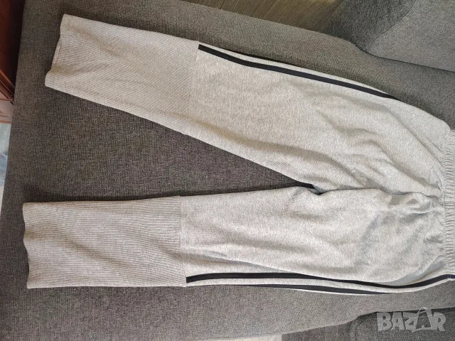 Мъжко спортно долнище на марката Adidas M, снимка 2 - Спортни дрехи, екипи - 56002246