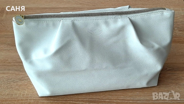 Козметична кутия с капак и подплата и козметична чантичка, снимка 7 - Други - 53227043