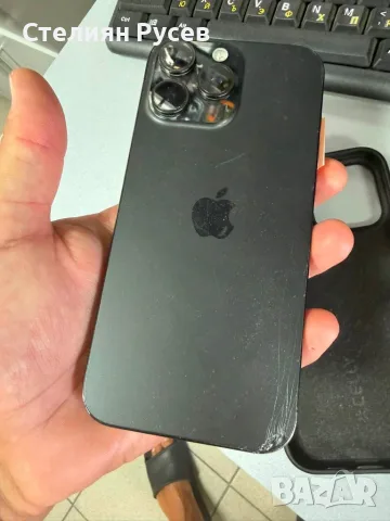 apple iphone 16 PRO MAX 256gb 2408 640 евро               r.ad -леко сцепено на задният капак - 256г, снимка 6 - Apple iPhone - 55786671