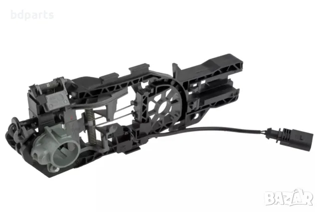 Комплект основа за лява външна дръжка, VW, Passat B6 B7, CC, Keyless, снимка 2 - Части - 56142312