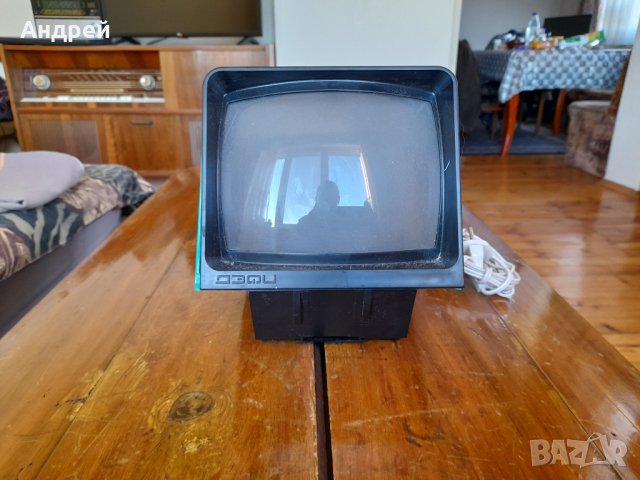 Стар прожекционен апарат