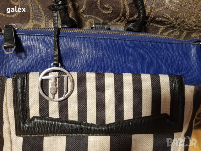 Раничка Trussardi jeans, снимка 2 - Раници - 31114700
