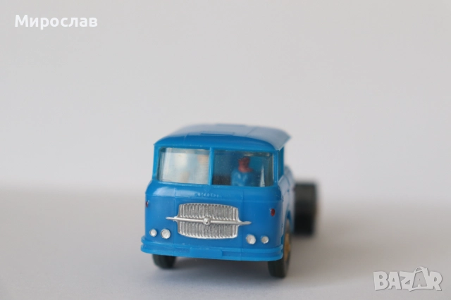 PERMOT PREFO H0 1/87 SKODA MADARA ШКОДА МАДАРА ВЛЕКАЧ КОЛИЧКА КАМИОН МОДЕЛ, снимка 3 - Колекции - 52948169