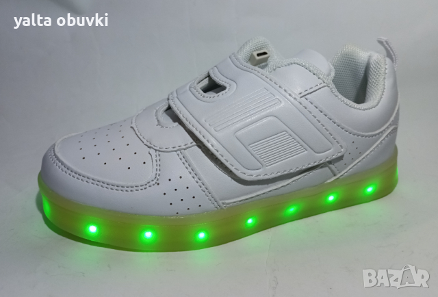 Детски светещи кецове LB-687, LED светлини, USB зарядно, снимка 2 - Детски маратонки - 44759289