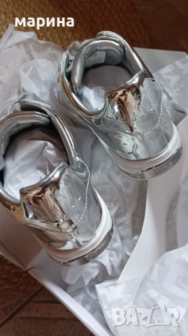 DKNY нови размер 39, снимка 3 - Дамски ежедневни обувки - 51765186