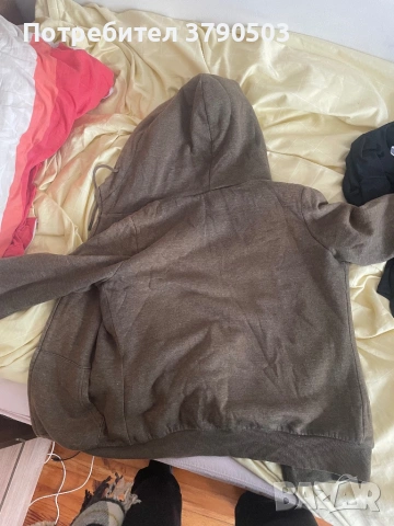 Суичър с каракул, снимка 2 - Суичъри - 53934449