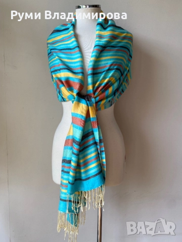 Светлосин шал на райета от 100 % коприна